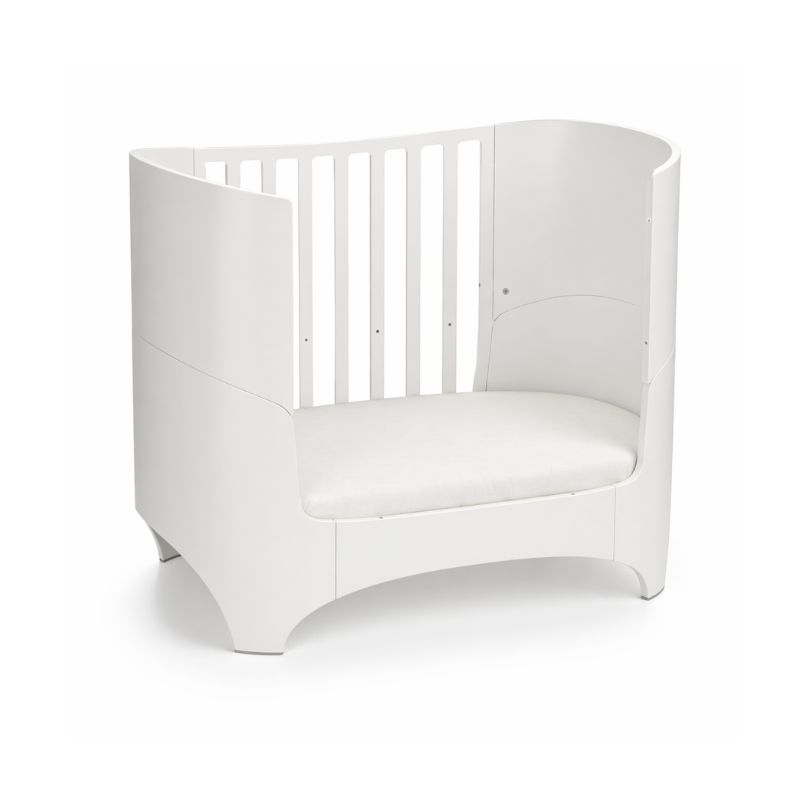 White fluted crib with vertical detailing